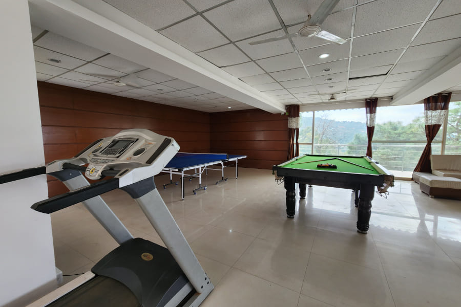 couple friendly resorts in kasauli