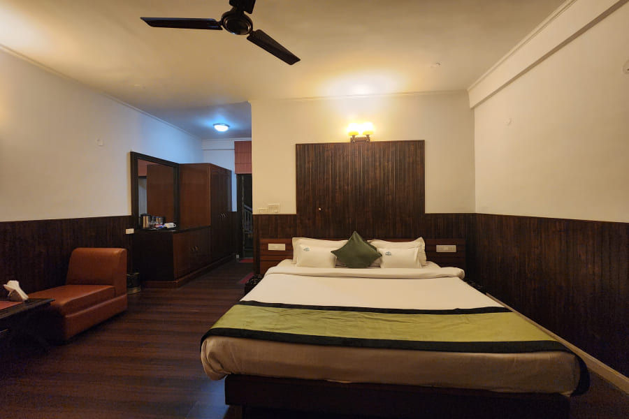 Instead of Deluxe Room In Kasauli